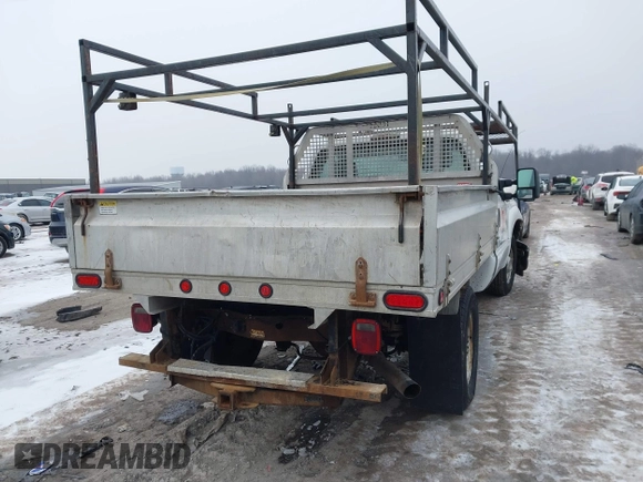 2012 Ford F-250 XL z VIN 1FDBF2A61CEA82989, wystawiony jako IAAI lot #41554078 z przebiegiem 257 846 mil mil oraz . Historia ofert i sprzedaży dostępna na DreamBid. Obrazek 4.