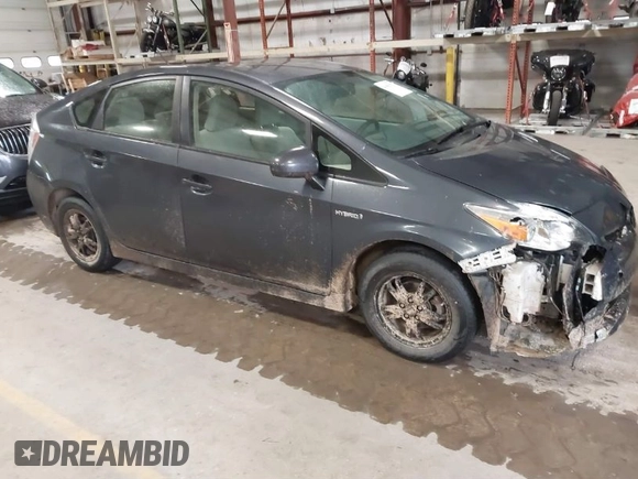2013 Toyota Prius One with VIN JTDKN3DU4D1716361, listed as a IAAI auction lot 41695177 with 221,708 mi miles. Bid and sale history available at carsss.com. Image 1.