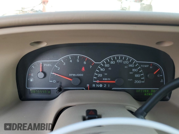 2003 Ford Windstar LTD z VIN 2FMDA584X3BA26817, wystawiony jako Copart lot #74730094 z przebiegiem 87 655 mil mil oraz Czysty tytuł • Clean title. Historia ofert i sprzedaży dostępna na DreamBid. Obrazek 9.