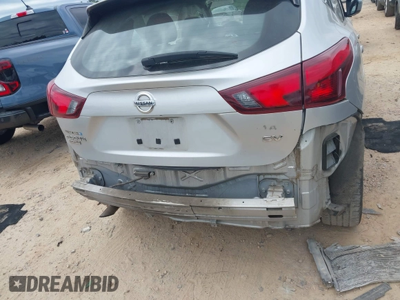 2017 Nissan Rogue SV with VIN JN1BJ1CP4HW011373, listed as a IAAI auction lot 42314757 with 236,741 mi miles and . Bid and sale history available at DreamBid. Image 16.