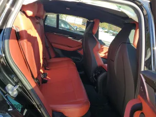2020 BMW X4 M Competition z VIN 5YMUJ0C00L9C44560, wystawiony jako Copart lot #83274014 z przebiegiem Nie podano mil oraz Szkoda całkowita • Salvage title. Historia ofert i sprzedaży dostępna na DreamBid. Obrazek 11.