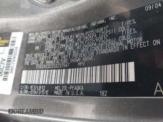 2005 Toyota Sienna XLE with VIN 5TDZA22C55S227647, listed as a IAAI auction lot 42007645 with 183,114 mi miles and . Bid and sale history available at carsss.com. Image 9.