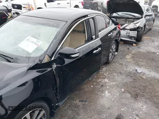 2016 Nissan Altima SR with VIN 1N4AL3AP6GC168992, listed as a IAAI auction lot 41340191 with 93,901 mi miles and . Bid and sale history available at carsss.com. Image 6.