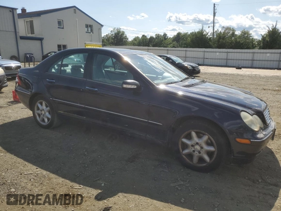 2003 Mercedes-Benz C 320 with VIN WDBRF64J83E010163, listed as a Copart auction lot 68478564 with Not Provided miles and Salvage Title. Bid and sale history available at DreamBid. Image 4.