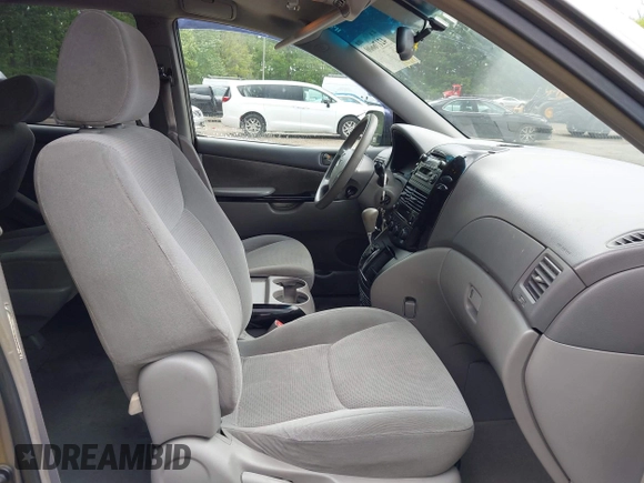 2004 Toyota Sienna CE with VIN 5TDZA23C84S000367, listed as a IAAI auction lot 42176600 with 182,817 mi miles and . Bid and sale history available at DreamBid. Image 5.