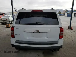 2015 Jeep Patriot Sport with VIN 1C4NJRBB7FD347901, listed as a Copart auction lot 41638935 with 88,117 mi miles and Salvage Title. Bid and sale history available at carsss.com. Image 6.
