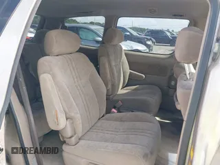 2002 Toyota Sienna LE with VIN 4T3ZF13C02U475406, listed as a IAAI auction lot 41971828 with 226,378 mi miles. Bid and sale history available at carsss.com. Image 8.