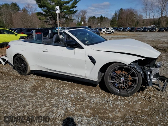 2023 BMW M4 Competition xDrive z VIN WBS33BA0XPCL65057, wystawiony jako Copart lot #51454965 z przebiegiem Nie podano mil oraz Czysty tytuł • Clean title. Historia ofert i sprzedaży dostępna na DreamBid. Obrazek 4.