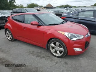 2014 Hyundai Veloster with VIN KMHTC6AD8EU199612, listed as a Copart auction lot 71808324 with 76,130 mi miles and Salvage Title. Bid and sale history available at carsss.com. Image 4.