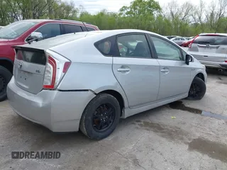 2013 Toyota Prius One with VIN JTDKN3DU1D5627906, listed as a IAAI auction lot 41971669 with 227,726 mi miles. Bid and sale history available at carsss.com. Image 4.