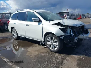 2019 Nissan Pathfinder SV z VIN 5N1DR2MN8KC580359, wystawiony jako IAAI lot #41767664 z przebiegiem 66 248 mil mil oraz . Historia ofert i sprzedaży dostępna na DreamBid. Obrazek 1.