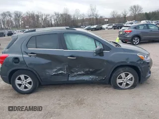 2018 Chevrolet Trax LT with VIN KL7CJLSB7JB674238, listed as a IAAI auction lot 41909657 with 115,875 mi miles. Bid and sale history available at carsss.com. Image 13.