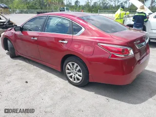 2015 Nissan Altima 2.5 with VIN 1N4AL3AP5FC596180, listed as a IAAI auction lot 41968552 with 104,838 mi miles. Bid and sale history available at carsss.com. Image 3.