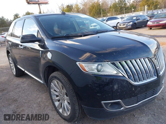 2012 Lincoln MKX with VIN 2LMDJ6JK0CBL02487, listed as a IAAI auction lot 41191697 with 164,653 mi miles. Bid and sale history available at carsss.com. Image 1.