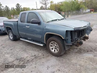 2011 Chevrolet Silverado 1500 LS with VIN 1GCRCREA2BZ440126, listed as a IAAI auction lot 41887338 with 150,567 mi miles and . Bid and sale history available at DreamBid. Image 1.