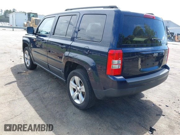 2013 Jeep Patriot Latitude z VIN 1C4NJPFA4DD250819, wystawiony jako IAAI lot #42329294 z przebiegiem 191 634 mil mil oraz . Historia ofert i sprzedaży dostępna na DreamBid. Obrazek 3.