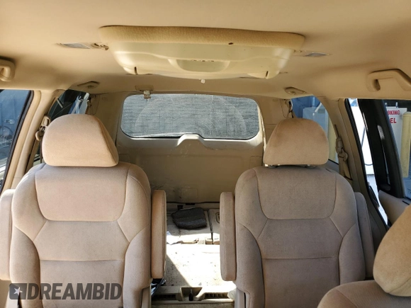 2005 Honda Odyssey EX z VIN 5FNRL38455B400474, wystawiony jako Copart lot #55845445 z przebiegiem Nie podano mil oraz Czysty tytuł • Clean title. Historia ofert i sprzedaży dostępna na DreamBid. Obrazek 10.