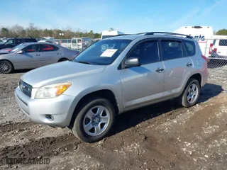 2007 Toyota RAV4 with VIN JTMZK33V076007340, listed as a IAAI auction lot 41455050 with 249,772 mi miles. Bid and sale history available at carsss.com. Image 2.
