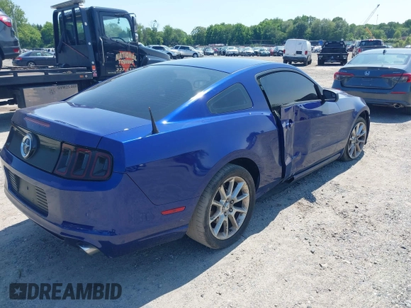 2014 Ford Mustang V6 with VIN 1ZVBP8AM6E5283340, listed as a IAAI auction lot 42412196 with 79,343 mi miles and . Bid and sale history available at DreamBid. Image 4.