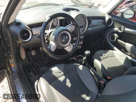 2010 MINI Hardtop S with VIN WMWMF7C57ATX43204, listed as a Copart auction lot 64771285 with 92,236 mi miles and Clean title. Bid and sale history available at DreamBid. Image 8.