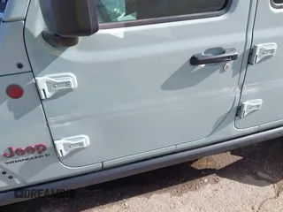 2024 Jeep Wrangler Rubicon с VIN 1C4PJXFG2RW307706, выставлен на аукционе IAAI как лот 41355608 с пробегом 13 378 миль миль и . История ставок и продаж доступна на DreamBid. Изображение 12.