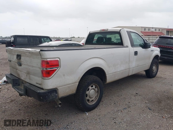 2013 Ford F-150 XL with VIN 1FTMF1CM9DKE77332, listed as a IAAI auction lot 41930373 with 203,683 mi miles and . Bid and sale history available at carsss.com. Image 4.