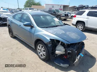 2012 Mazda 6 i Sport with VIN 1YVHZ8BHXC5M30274, listed as a IAAI auction lot 41907808 with 135,793 mi miles. Bid and sale history available at carsss.com. Image 1.