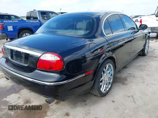 2007 Jaguar S-Type 3.0 with VIN SAJWA01A57FN75315, listed as a IAAI auction lot 41482994 with Not Provided miles. Bid and sale history available at carsss.com. Image 4.