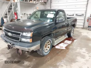 2006 Chevrolet Silverado 1500 Work Truck with VIN 3GCEK14X26G256335, listed as a IAAI auction lot 41827086 with 78,927 mi miles. Bid and sale history available at carsss.com. Image 2.