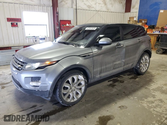 2015 Land Rover Range Rover Evoque Pure Plus z VIN SALVP2BG3FH975599, wystawiony jako Copart lot #42597025 z przebiegiem 118 276 mil mil oraz Szkoda całkowita • Salvage title. Historia ofert i sprzedaży dostępna na DreamBid. Obrazek 1.