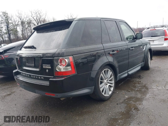 2011 Land Rover Range Rover Sport HSE LUX with VIN SALSK2D42BA294809, listed as a IAAI auction lot 41872656 with 220,795 mi miles. Bid and sale history available at carsss.com. Image 4.