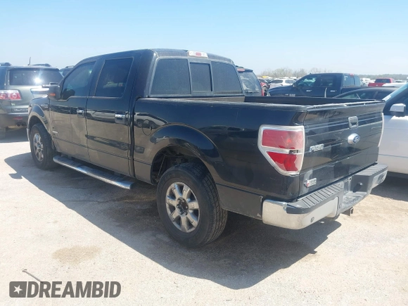 2014 Ford F-150 XL with VIN 1FTFW1CT1EKE18891, listed as a IAAI auction lot 41736313 with 231,239 mi miles. Bid and sale history available at carsss.com. Image 3.