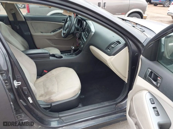 2015 Kia Optima LX with VIN 5XXGM4A76FG445632, listed as a IAAI auction lot 41158856 with 185,189 mi miles. Bid and sale history available at carsss.com. Image 5.
