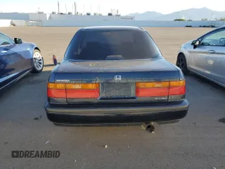 1991 Honda Accord LX with VIN JHMCB7653MC070985, listed as a Copart auction lot 72045464 with 111,911 mi miles and Salvage Title. Bid and sale history available at carsss.com. Image 6.