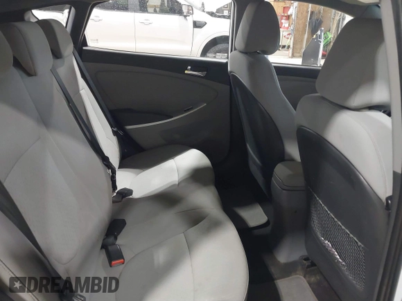 2014 Hyundai Accent SE z VIN KMHCU5AE4EU163402, wystawiony jako IAAI lot #41755872 z przebiegiem 161 017 mil mil oraz . Historia ofert i sprzedaży dostępna na DreamBid. Obrazek 8.