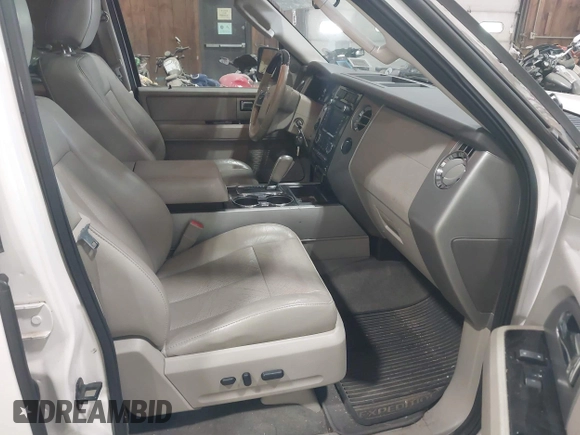 2011 Ford Expedition Limited z VIN 1FMJU2A54BEF43951, wystawiony jako IAAI lot #42557407 z przebiegiem 160 705 mil mil oraz . Historia ofert i sprzedaży dostępna na DreamBid. Obrazek 5.