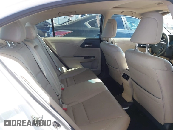 2015 Honda Accord EX-L с VIN 1HGCR6F55FA004767, выставлен на аукционе IAAI как лот 41312588 с пробегом 226 583 миль миль и . История ставок и продаж доступна на DreamBid. Изображение 8.