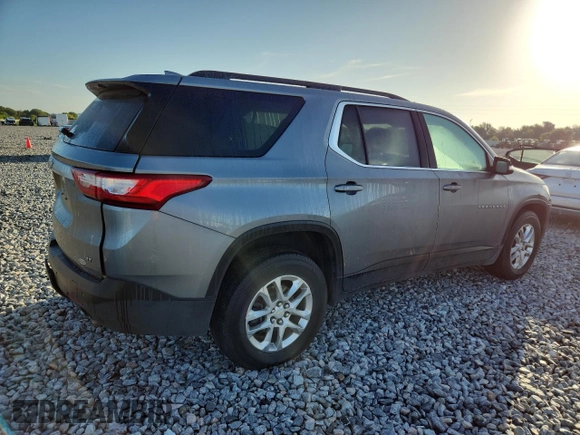 2021 Chevrolet Traverse LT Cloth with VIN 1GNERGKW5MJ238374, listed as a Copart auction lot 61079405 with 61,685 mi miles and Salvage title. Bid and sale history available at DreamBid. Image 3.