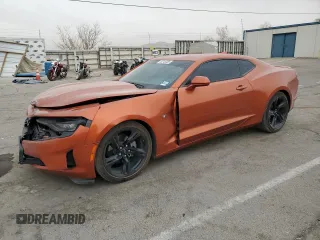 2024 Chevrolet Camaro 1LT z VIN 1G1FB1RS6R0109664, wystawiony jako Copart lot #49248365 z przebiegiem 21 394 mil mil oraz Czysty tytuł • Clean title. Historia ofert i sprzedaży dostępna na DreamBid. Obrazek 1.
