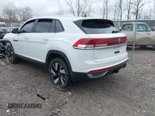 2024 Volkswagen Atlas SE with VIN 1V2KE2CA3RC235187, listed as a IAAI auction lot 42017847 with 12,575 mi miles and . Bid and sale history available at DreamBid. Image 3.