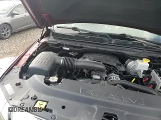 2019 Ram 1500 Laramie z VIN 1C6SRFDT5KN830864, wystawiony jako Copart lot #46498855 z przebiegiem 63 935 mil mil oraz Szkoda całkowita • Salvage title. Historia ofert i sprzedaży dostępna na DreamBid. Obrazek 13.