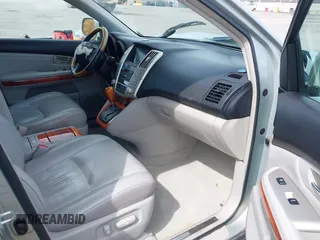 2004 Lexus RX 330 with VIN 2T2HA31U04C038483, listed as a IAAI auction lot 42025073 with 128,047 mi miles. Bid and sale history available at carsss.com. Image 5.