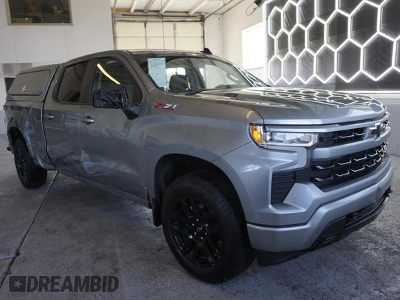 2024 Chevrolet Silverado 1500 RST with VIN 1GCUDEED9RZ398607, listed as a Copart auction lot 51000055 with 4,408 mi miles and Salvage Title. Bid and sale history available at carsss.com. Image 1.