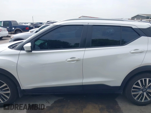 2022 Nissan Kicks SV with VIN 3N1CP5CV1NL518712, listed as a IAAI auction lot 41895567 with 79,683 mi miles. Bid and sale history available at carsss.com. Image 14.