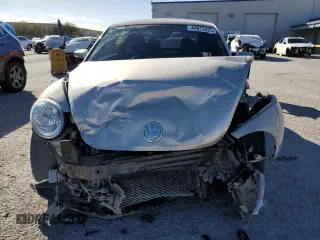 2014 Volkswagen Beetle 2.5L w/Sun with VIN 3VWJP7AT8EM629833, listed as a Copart auction lot 44813425 with 81,625 mi miles and Salvage Title. Bid and sale history available at DreamBid. Image 5.
