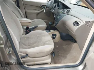 2003 Ford Focus SE with VIN 1FAFP34PX3W123696, listed as a IAAI auction lot 42065510 with 159,842 mi miles and . Bid and sale history available at carsss.com. Image 5.