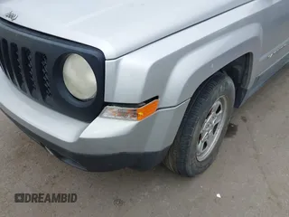 2012 Jeep Patriot Sport with VIN 1C4NJPBB5CD664270, listed as a IAAI auction lot 41786890 with 147,943 mi miles and . Bid and sale history available at DreamBid. Image 13.