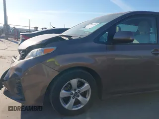 2019 Toyota Sienna LE Auto Access Seat with VIN 5TDKZ3DC6KS011038, listed as a IAAI auction lot 40988399 with 107,175 mi miles and . Bid and sale history available at DreamBid. Image 18.