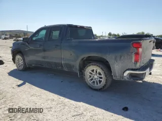 2020 Chevrolet Silverado 1500 LT with VIN 1GCRYDED6LZ113552, listed as a Copart auction lot 48666605 with 77,651 mi miles and Salvage Title. Bid and sale history available at carsss.com. Image 2.