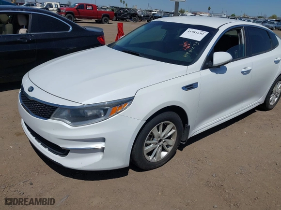 2016 Kia Optima LX with VIN 5XXGT4L33GG033022, listed as a IAAI auction lot 41981693 with 137,996 mi miles. Bid and sale history available at carsss.com. Image 17.